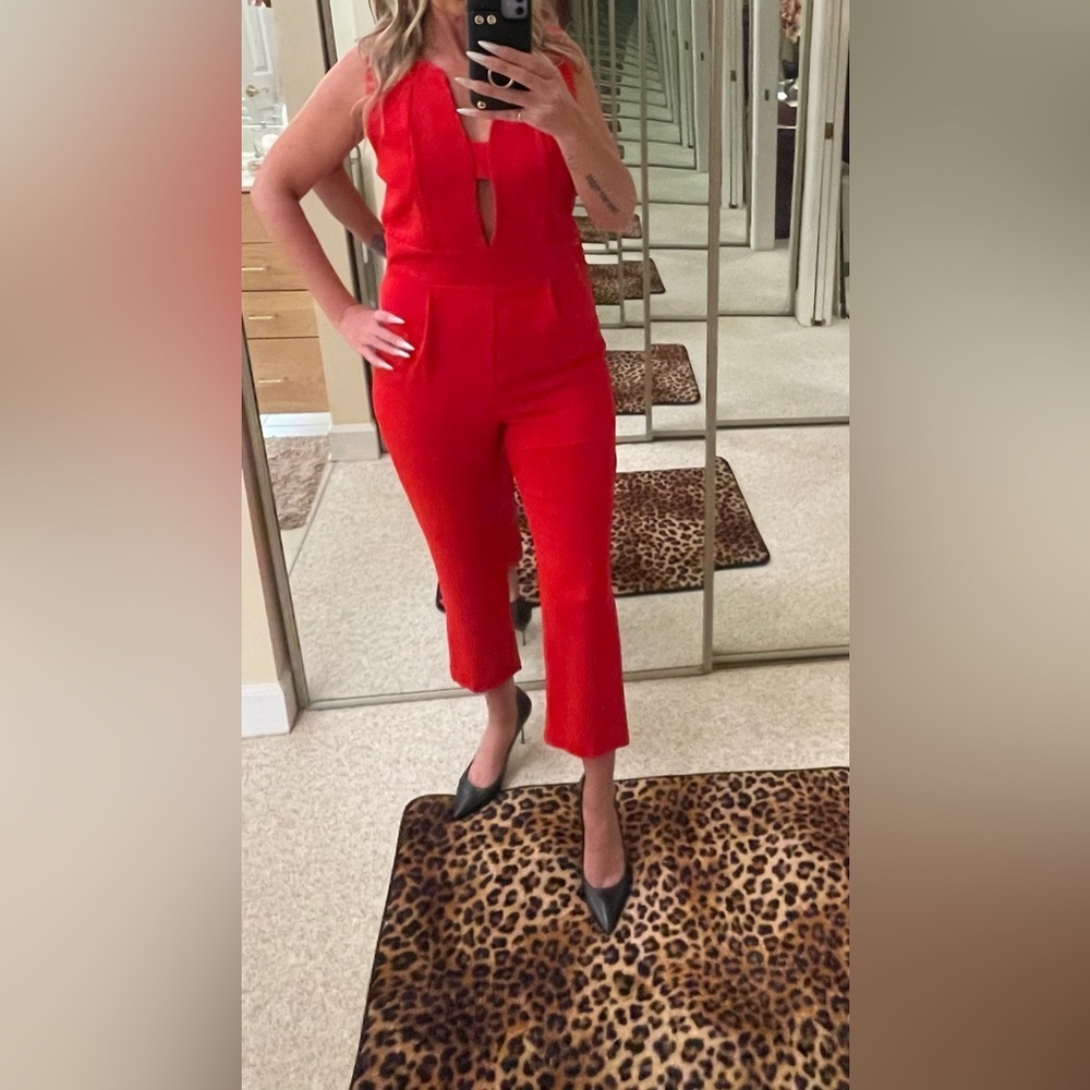 SIENNA SKY red crop jumper Size medium​ - Picture 3 of 11